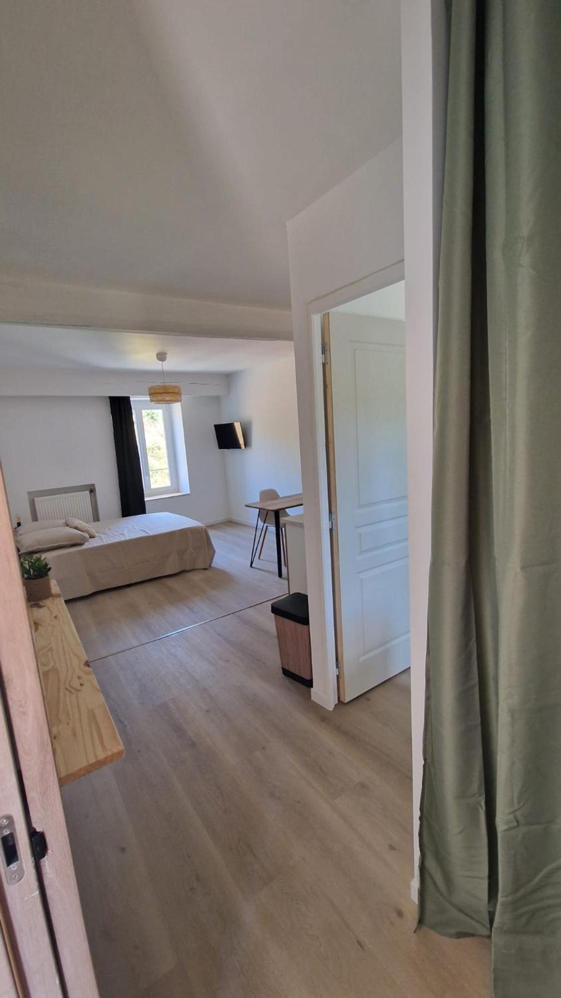 Le Bourg Apartment Lagnieu ภายนอก รูปภาพ