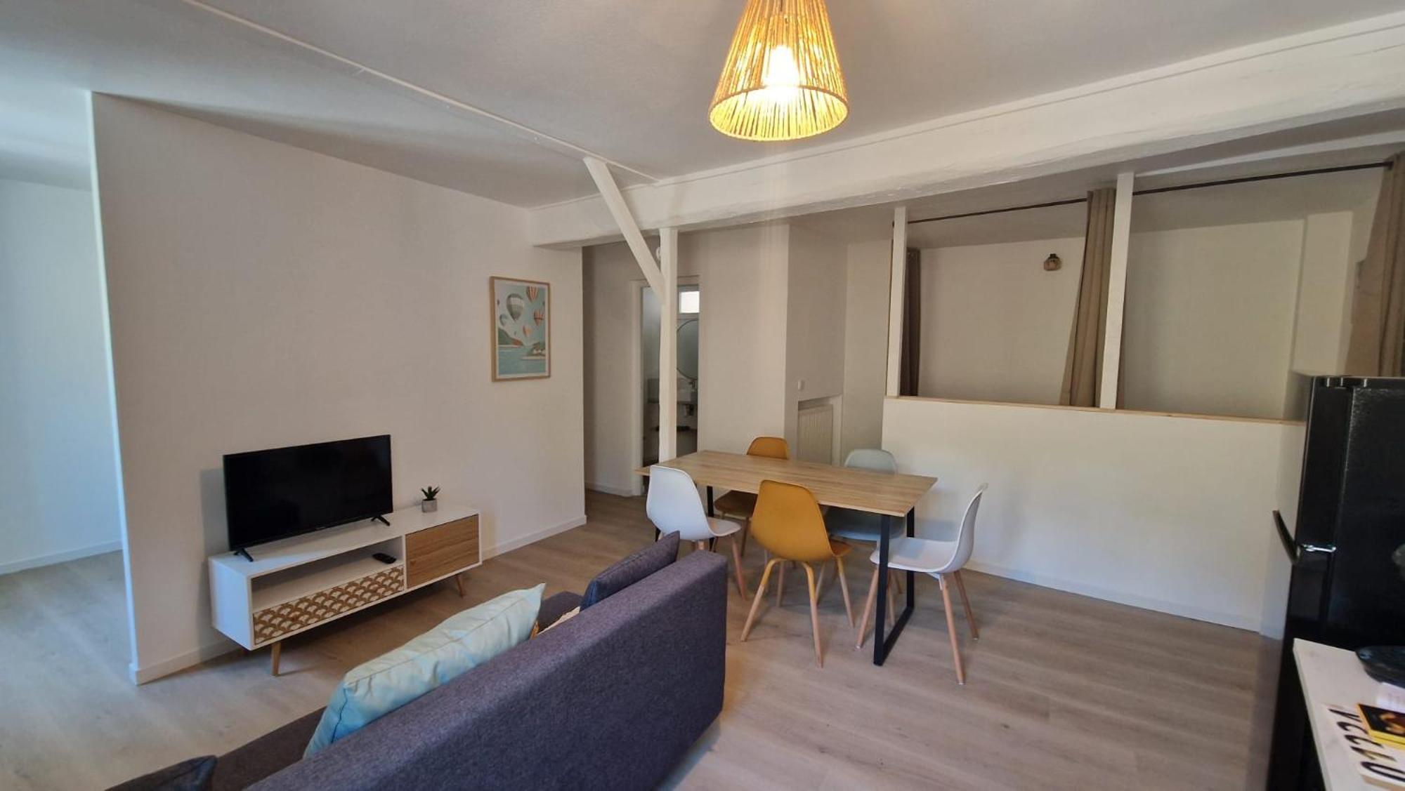 Le Bourg Apartment Lagnieu ภายนอก รูปภาพ